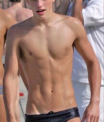 Gorgeous youngsters 2 60022bb09bd61.jpg