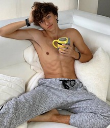 Boys and Models Best Gay Tube 2 600463d8e33b8.jpg