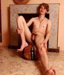 Boyfeet and Master boys 6005abec5c6f7.jpg