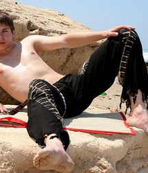 Boyfeet and Master boys 6005ac28e7780.jpg