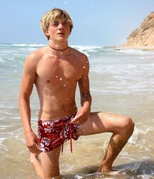 Longhair boys gay tube teens 6005c2abafd29.jpg
