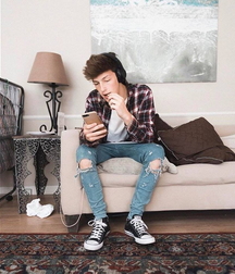 Sneaker boys 600b7a49af8f8.jpg