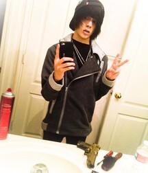 Cute EMOs 600c3874ebc93.jpg