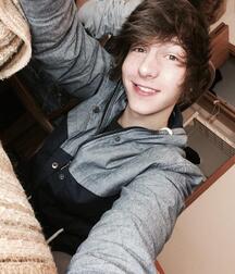 Cute EMOs 600c387d193a8.jpg
