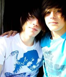 Cute EMOs 600c388b2e9a0.jpg
