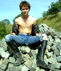 Boys in Boots 600d9baddaeb5.jpg