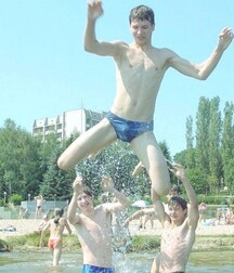 Beautiful boys and models 6012ca4c3c741.jpg