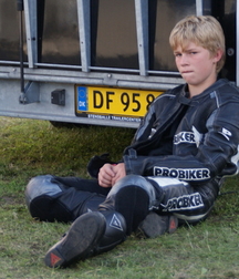 Riding in boots 6014487f6b137.jpg