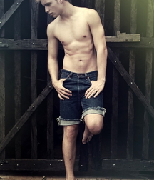 Eyecatching alpha boys 6016de6dd433a.jpg