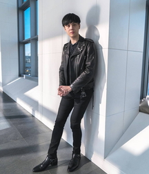 Boys in boots 4 6016fc09ba65e.jpg