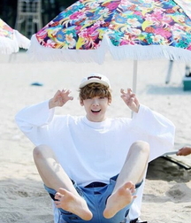 Twink feet needs a tongue gay tube 601dd288214d9.jpg