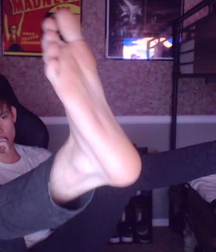 Twink feet needs a tongue gay tube 601dd2bf56404.jpg