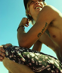 Male beauty models 601dfda574f42.jpg