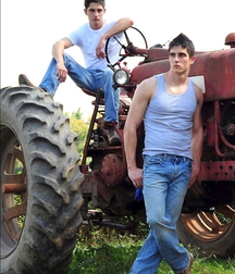 Farm and country boys 60217d005e621.jpg