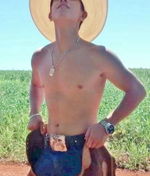 Farm and country boys 60217d4b99320.jpg
