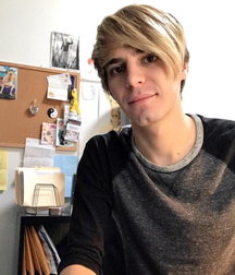 Twink hotties 602438202ba8e.jpg