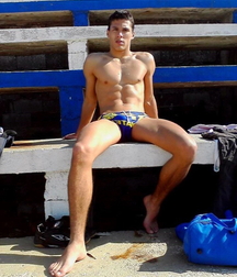 Sexy young men 602560a9dcab9.jpg