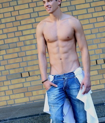 Glorious boy bodies 2 6027fec448efe.jpg