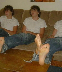 Studs smelly feet 602b20be7510e.jpg