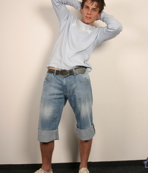 Boys and models 63 602c1b38f1024.jpg