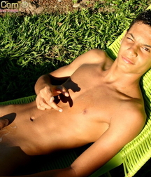 Boys and models 3 602d54a4d1ba4.jpg