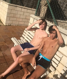 Sunny beauties 60317c16688bf.jpg