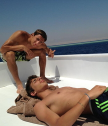 Boys on vacation 60318112599f7.jpg