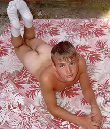 Boys and models 9 603443f874a2a.jpg