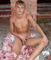 Boys and models 9 603444025e0b0.jpg