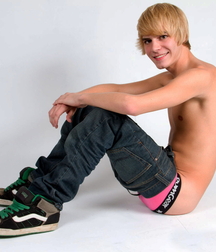 Twinks of SF 6036871d31b7b.jpg