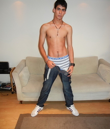 Boys and models 12 6038eaf9f30da.jpg