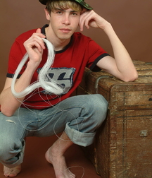 Boys and models 12 6038eb4d97bbc.jpg