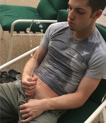 Boys giving golden showers 6038fa7f30378.jpg