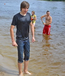 Boys giving golden showers 6038faa54d86e.jpg