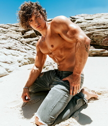 Eyecatching boys 6039943fa4fee.jpg