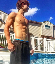 Sexy Boy models 603ba23db2a28.jpg