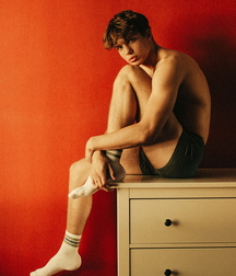 Sexy Boy models 603ba2814e36b.jpg