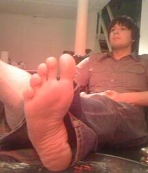 Addicted to boys feet 603ea4405e6f9.jpg