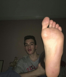 Boys fighter feet 603ff9fad00bf.jpg
