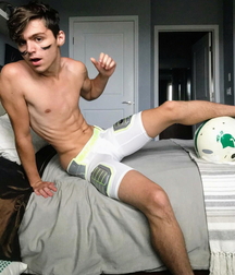 Gorgeous teen boys 604008fef2235.jpg