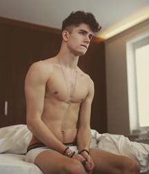 Gorgeous teen boys 60400915f31c5.jpg