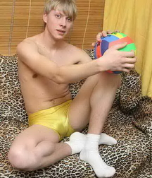 Boys and models 16 60416b32484b6.jpg