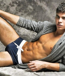 Fashion models 604287c3ee549.jpg
