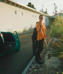 Guys taking a leak 6042af6f3704e.jpg