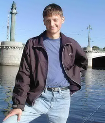 Boys and models 18 6043d1586e9d8.jpg