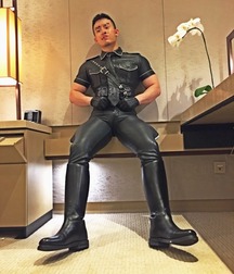 Leather cloth 60452b3e0a004.jpg