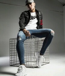 Skinny jeans 2 60452c9f893fc.jpg