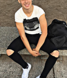 Skinny jeans 2 60452cd0853e0.png