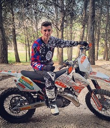 Motorbikers 6047880bb1dc1.jpg