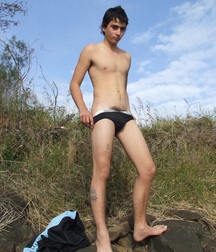 Boys and Models 21 604cb05ca4778.jpg